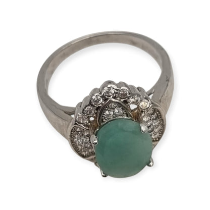 Anillo vintage de cóctel tipo Art Déco, plata con piedra verde y halo tipo marquesa, España, ca. 1980–1990