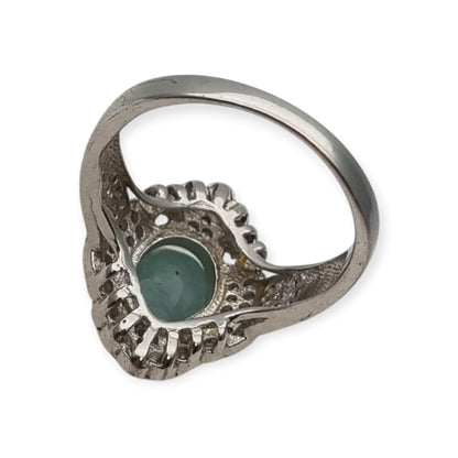 Anillo vintage de cóctel tipo Art Déco, plata con piedra verde y halo tipo marquesa, España, ca. 1980–1990