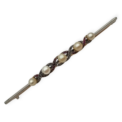 Belle Époque brooch in 14k gold and white metal with pearls, rubies and white sapphires circa 1900
