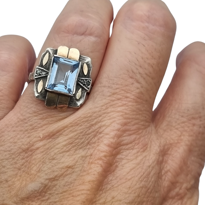 Catalan Art Deco silver and gold-plated ring with aquamarine blue glass, circa 1930