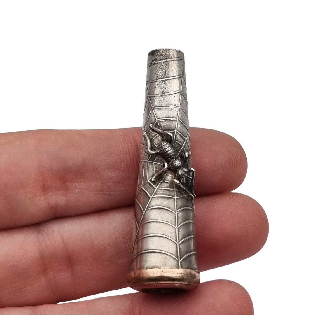Boquilla antigua de plata Art Déco Vamp con araña y abeja, femme fatale 1920