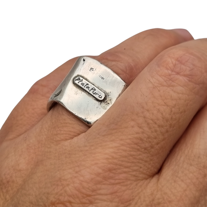 Brutalist silver ring Wide Purabanda silver with a sculptural and organic design, 20th century
