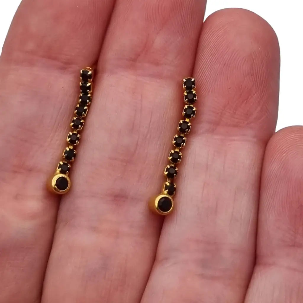 Pendientes vintage de zirconias negras bañado en oro nos 80s. - LaBizarreSusu