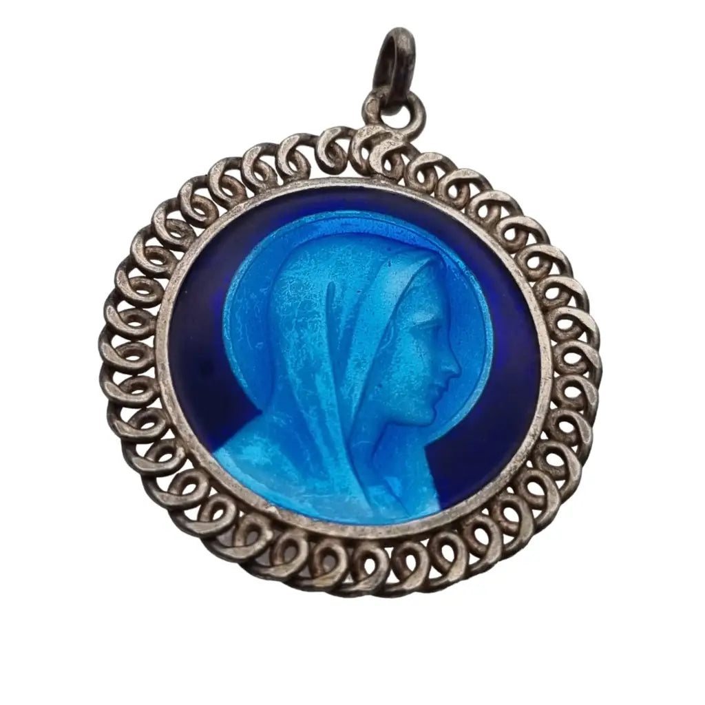 Medalla religiosa de la virgen lourdes francia 1959 en plata y esmalte azul.