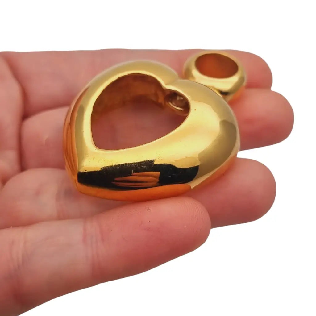 Colgante corazón dorado de agatha paris joyería chic francesa 80s.