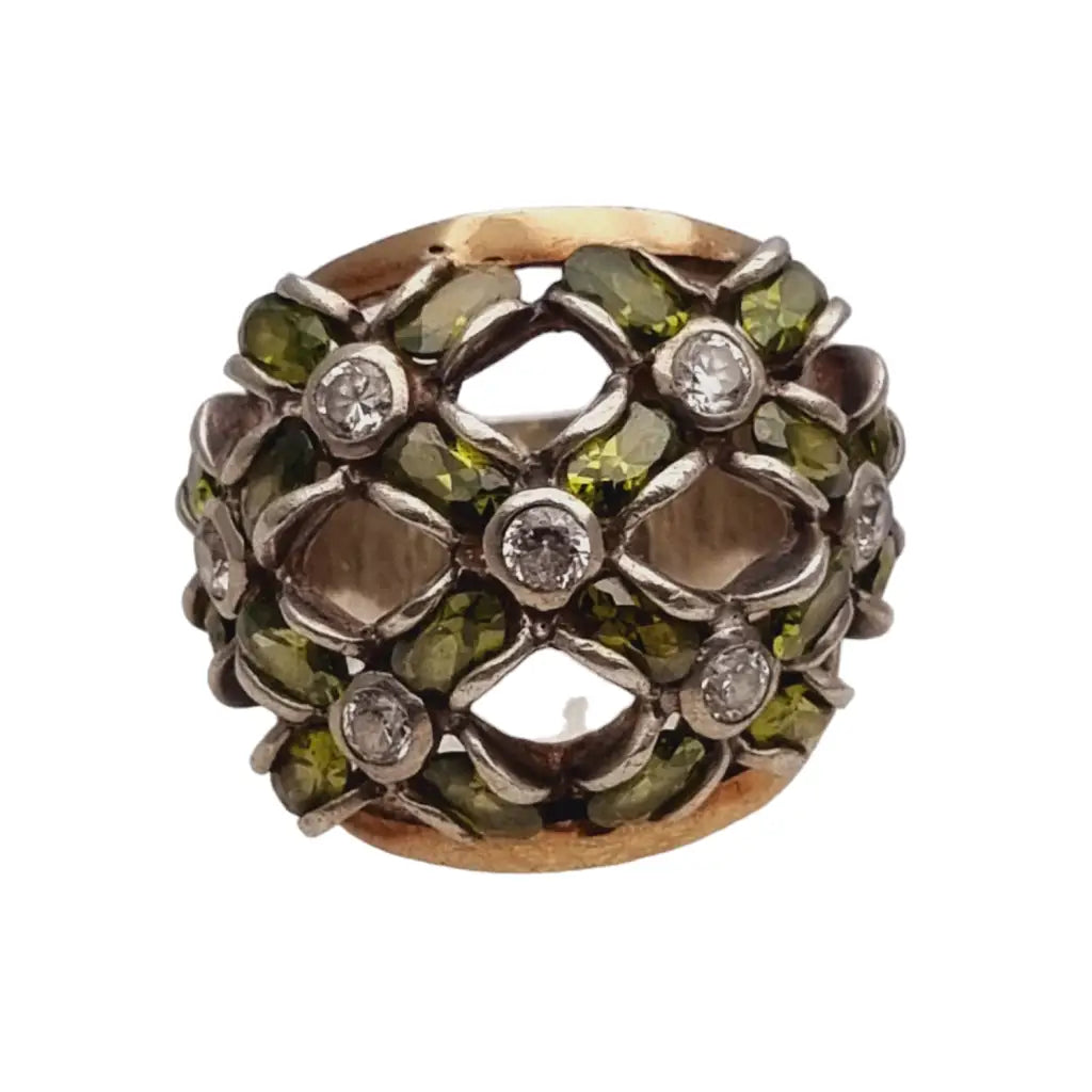 Anillo vintage con piedras verdes brillantes complementos originales para mujer