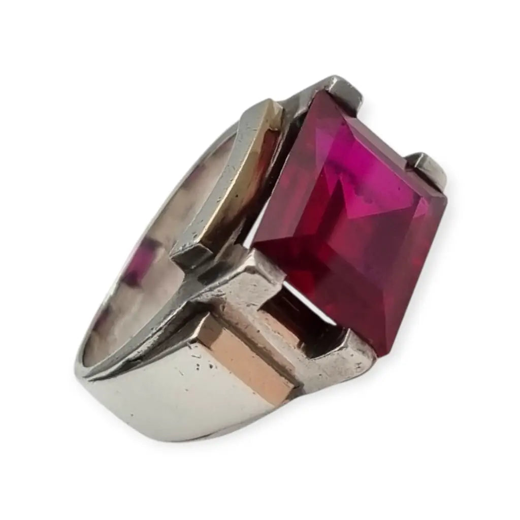 Anillo Art Decó francés años 30 en plata con vistas doradas y espinela rosa