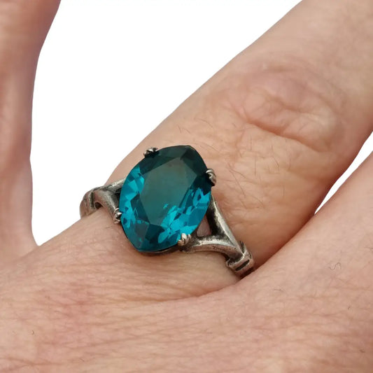 Anillo Art Déco de plata esterlina con piedra azul talla ovalada para mujer