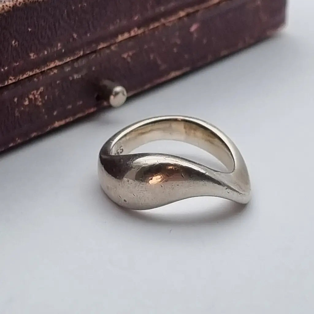 Anillo de diseño en plata ley anillo vintage joyería ondulada
