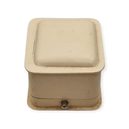 Anillo lanzadera de coral rojo y diamantes en oro 9k plata joyería art deco