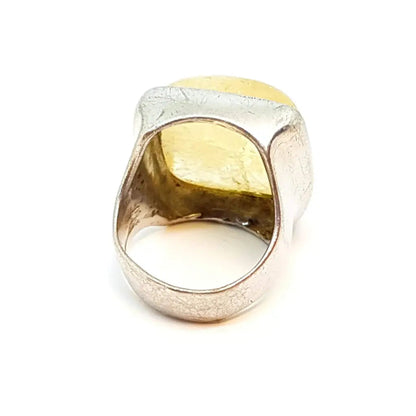 Anillo de plata boho con piedra grande joyería para el verano circa XX.