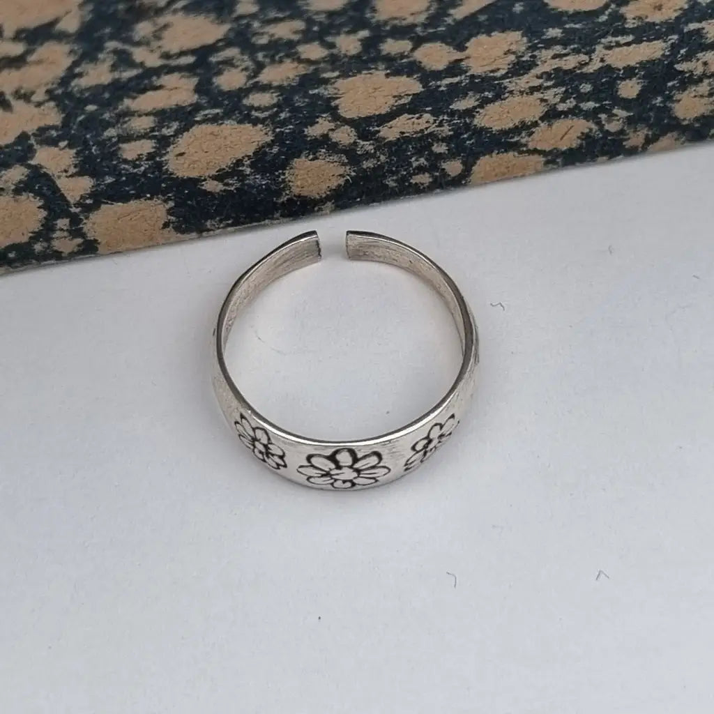 Anillo de plata vintage con flores bohemias para mujer anillo aro trabajado