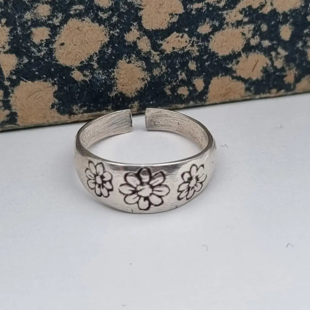 Anillo de plata vintage con flores bohemias para mujer anillo aro trabajado