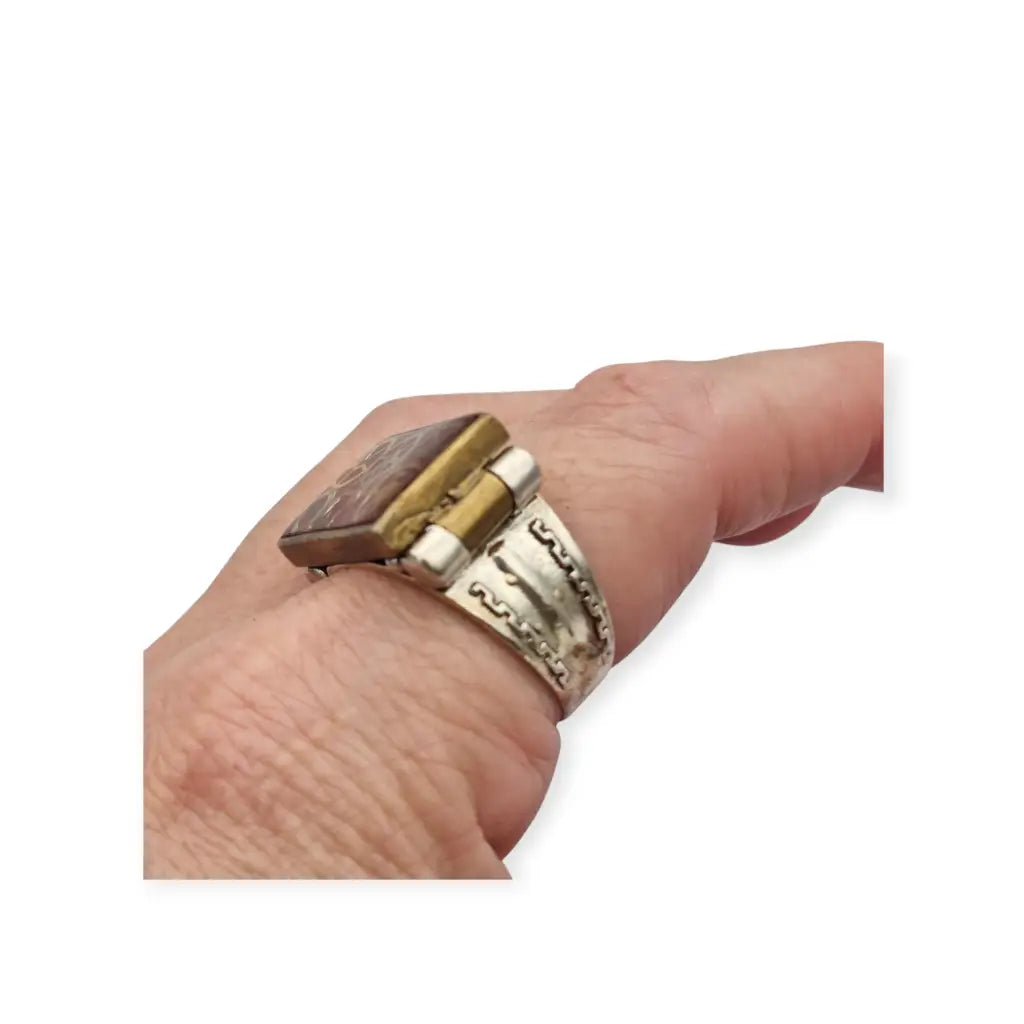 Anillo steampunk artesanal en plata 925 con engranajes antiguos de relojes