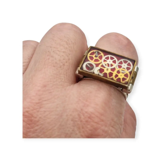 Anillo steampunk artesanal en plata 925 con engranajes antiguos de relojes