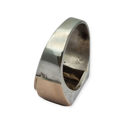 Anillo tipo sello Art Decó tardío en plata con vistas doradas y monograma