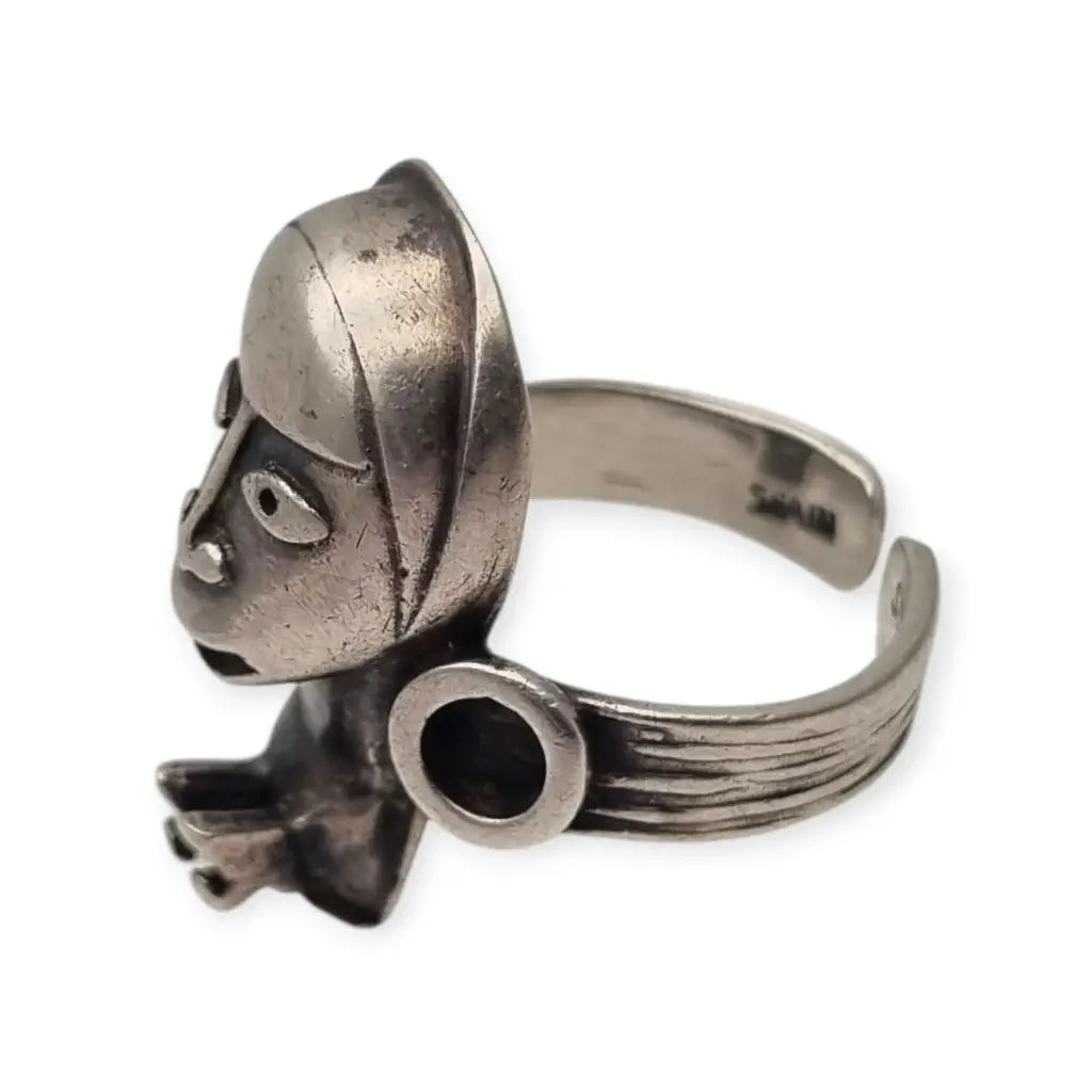 Anillo vintage Boho tribal en plata con figura de diseño Etnico escultórico