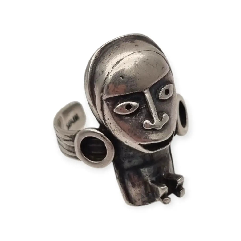 Anillo vintage Boho tribal en plata con figura de diseño Etnico escultórico