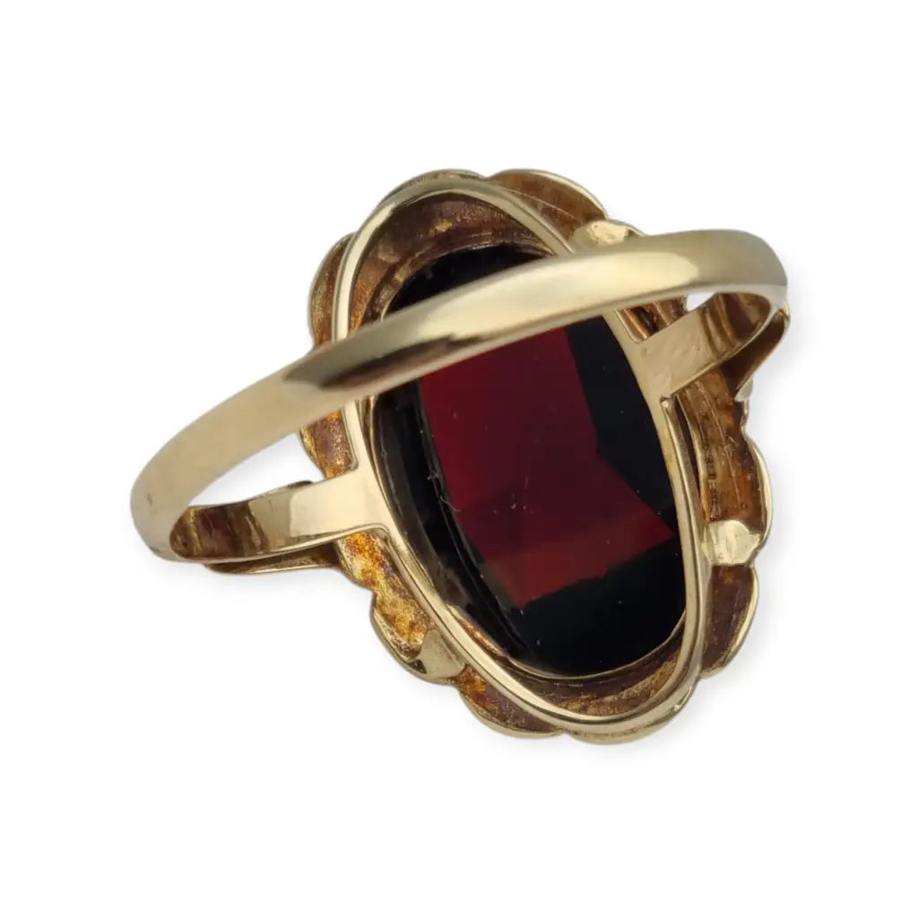 Anillo de granate rojo y oro. oro 14 kt granates. Circa 1950