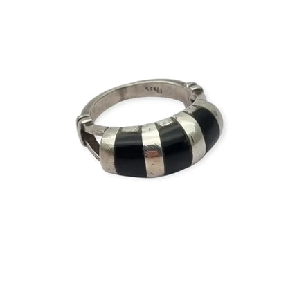 Anillo vintage de plata 925 con incrustaciones ónix negro en rayas diseño