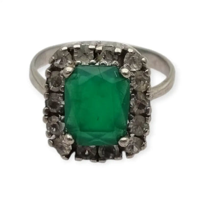 Anillo vintage plata 925 con piedra verde y orla de circonitas blanca.