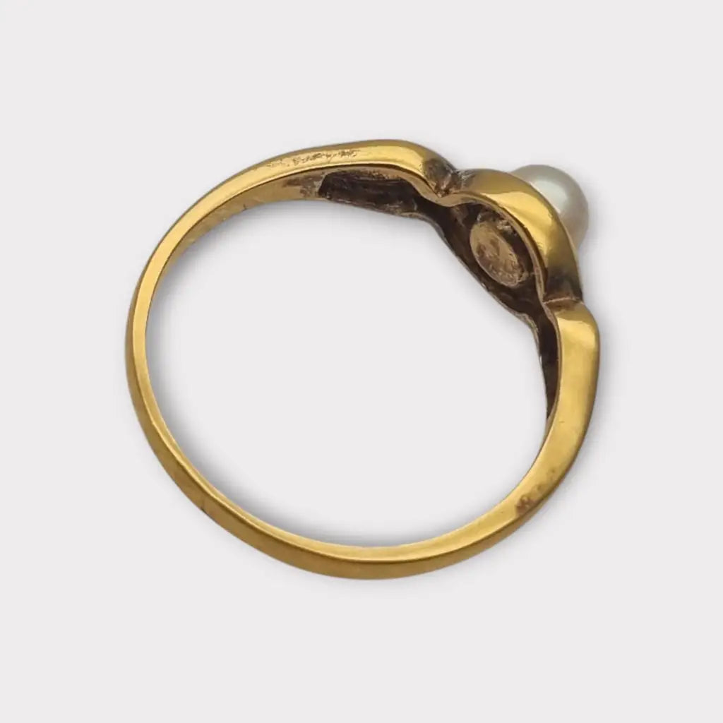 Anillo vintage en plata bañada oro con perla diseño entrelazado Circa 1960