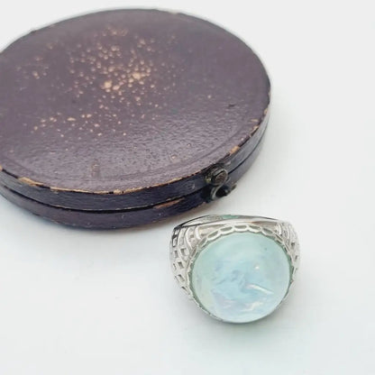 Anillo vintage de plata anillo con piedra azul. grande azul