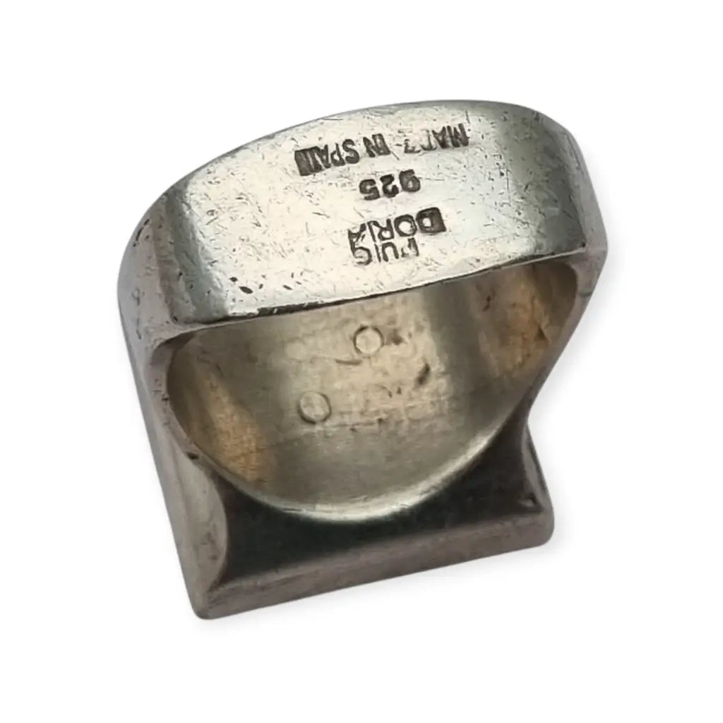 Anillo vintage Puig Doria en plata 925 diseño cuadrado con carnero Joyas España