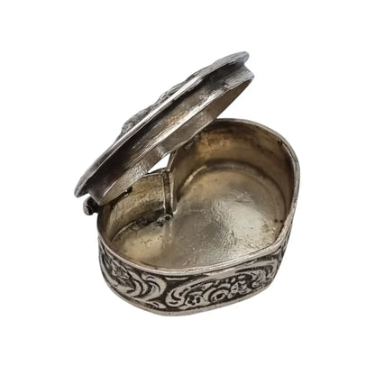 Antigua caja corazón con querubines de plata 800 estilo barroco ángeles.