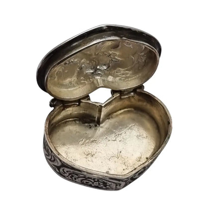 Antigua caja corazón con querubines de plata 800 estilo barroco ángeles.