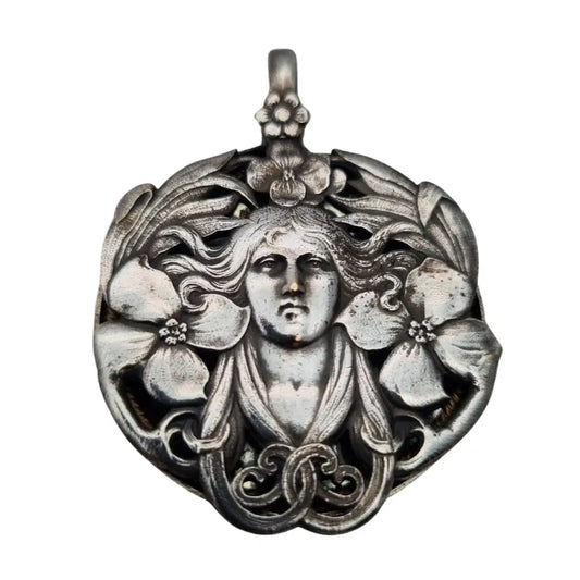 Antiguo colgante Art Nouveau con espejo oculto mujer floral y crisantemos circa