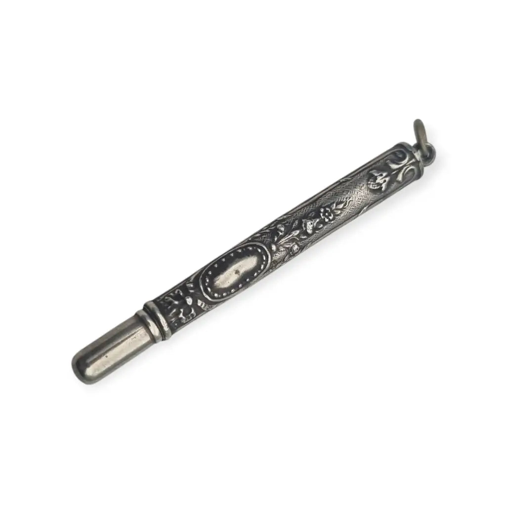 Antiguo plumín de plata grabada para chatelaine diseño floral victoriano circa