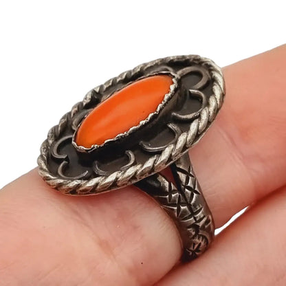 Anillo coral boho plata de ley 925 joyería artesanal hecha a mano.