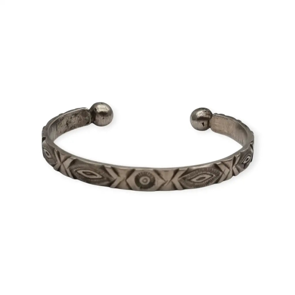 Brazalete africano tuareg vintage en plata grabada pulsera tribal étnica