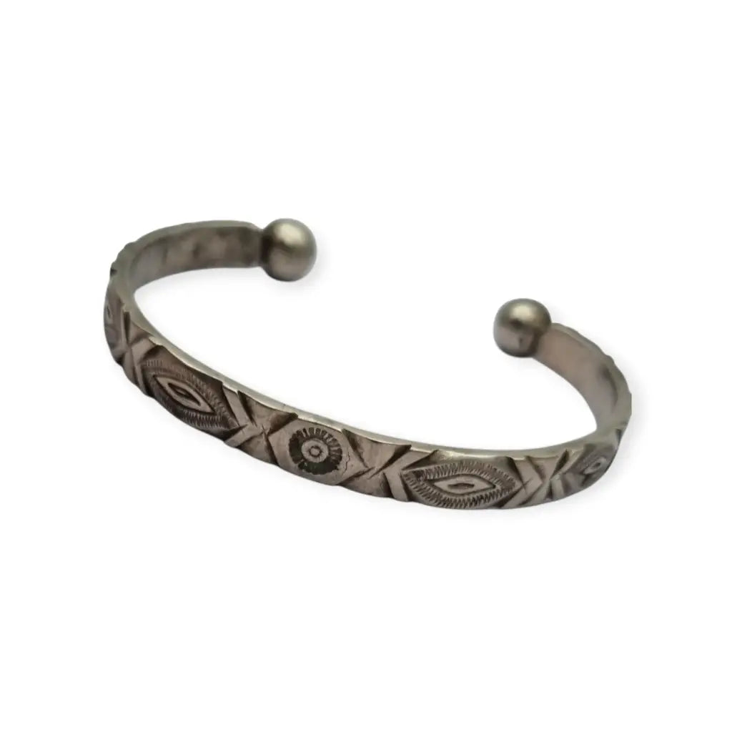 Brazalete africano tuareg vintage en plata grabada pulsera tribal étnica