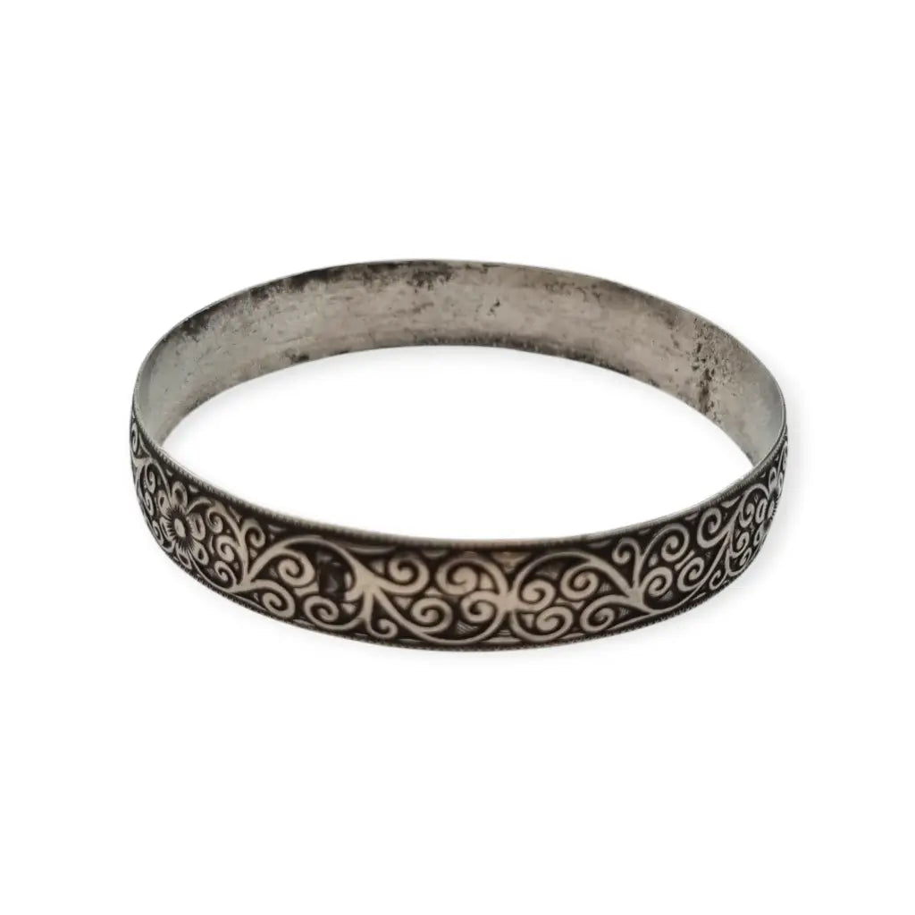 Brazalete bereber antiguo en plata grabada diseño floral bohemio estilo étnico