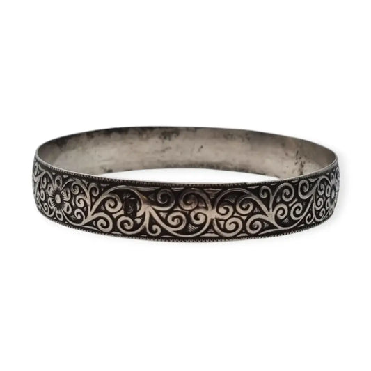 Brazalete bereber antiguo en plata grabada diseño floral bohemio estilo étnico