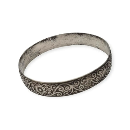 Brazalete bereber antiguo en plata grabada diseño floral bohemio estilo étnico