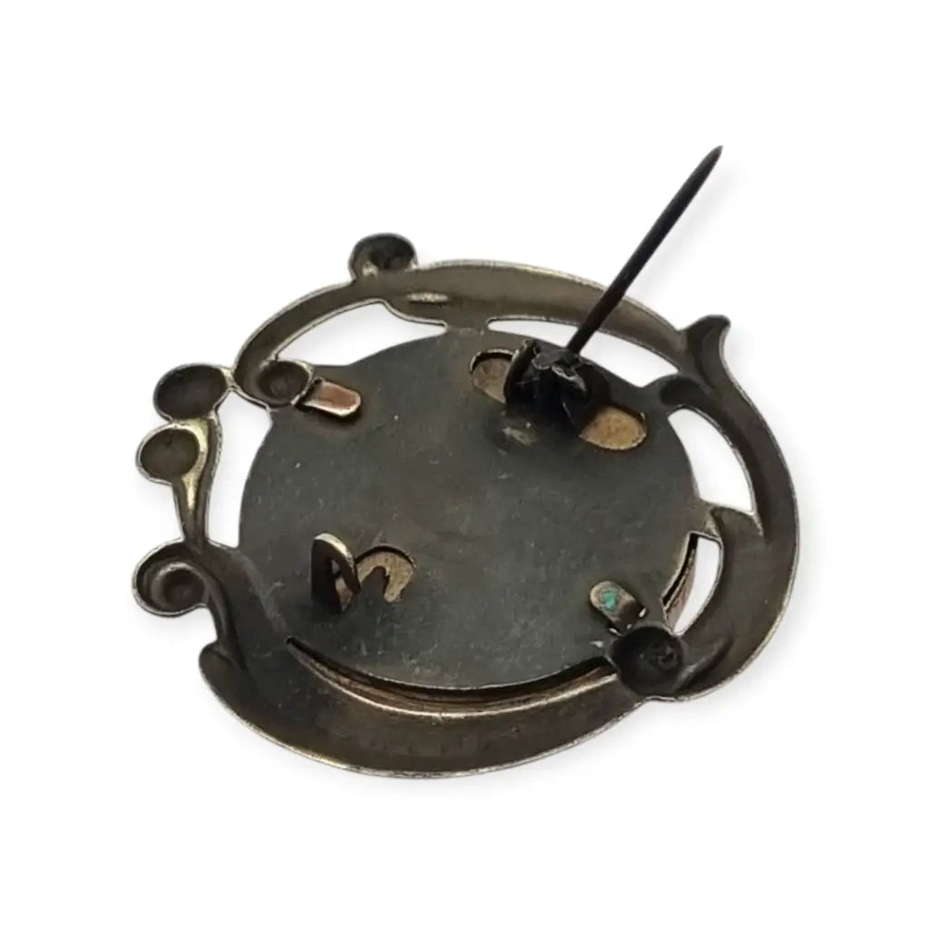 Broche antiguo Art Nouveau con retrato latón dorado joyeria sentimental