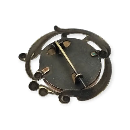 Broche antiguo Art Nouveau con retrato latón dorado joyeria sentimental