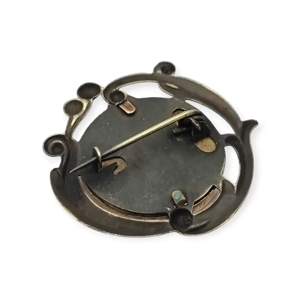 Broche antiguo Art Nouveau con retrato latón dorado joyeria sentimental