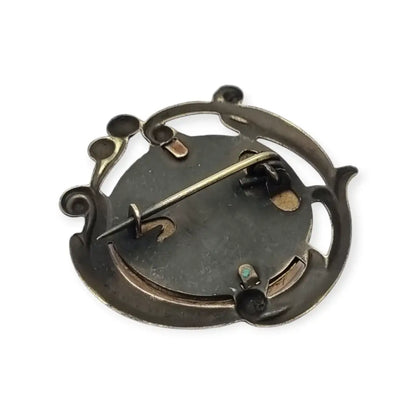 Broche antiguo Art Nouveau con retrato latón dorado joyeria sentimental