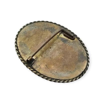 Broche antiguo con miniatura pintada a mano firmada sobre nácar estilo