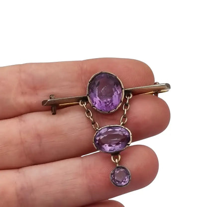 Broche antiguo de plata Art Déco con colgante color amatista para mujer circa