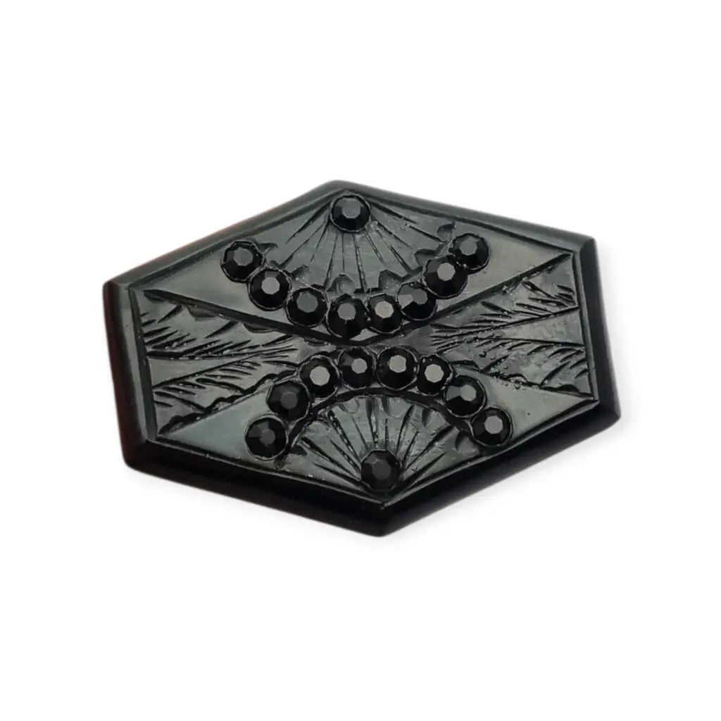 Broche art déco en baquelita negra tallada con strass forma hexagonal circa