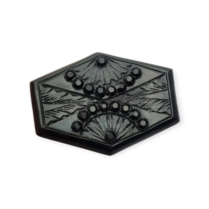 Broche art déco en baquelita negra tallada con strass forma hexagonal circa