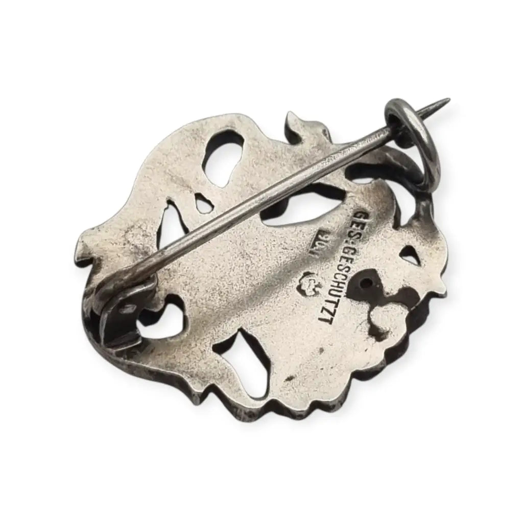 Broche Art Nouveau alemán en plata 900 GES GESCHÜTZT flor de iris relieve