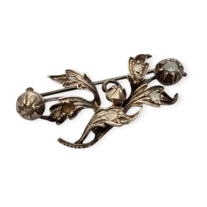 Broche floral victoriano antiguo en plata con diamantes talla antigua