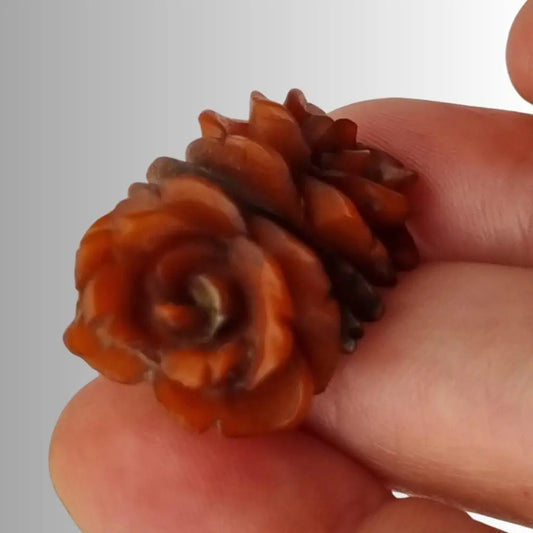 Broche floral vintage de baquelita marrón doble rosa tallada a mano joya Art