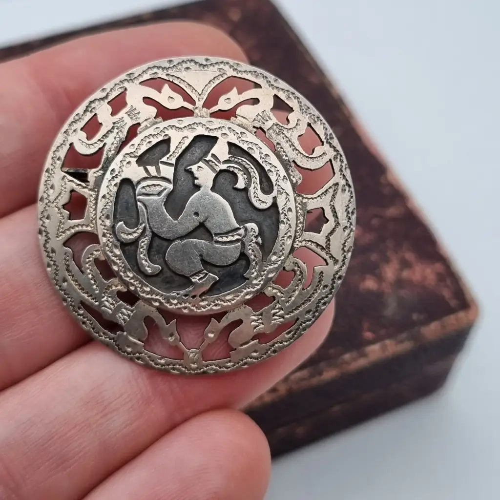 Broche de Guatemala Quetzal Guerreros Plata Colgante